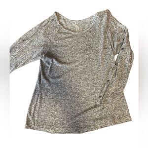 88. Perception Concept Gray Long Sleeve L